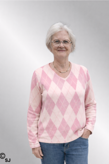 Råhvid viskose bluse med rosa harlekintern, 90577