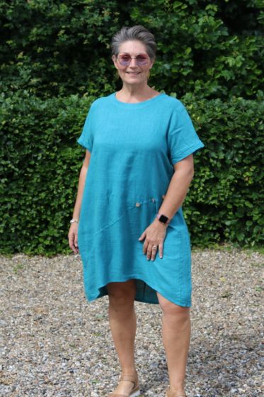 Petrol hørkjole, Magna