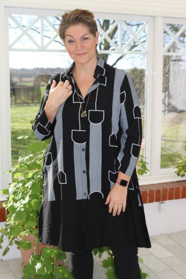 Sort / hvid lang skjorte, Nes  11