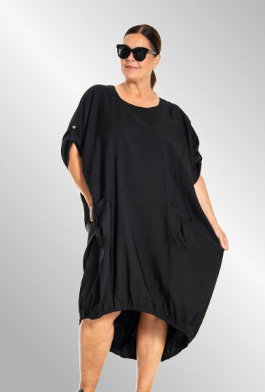 Sort kjole med ballon effekt, G253209
