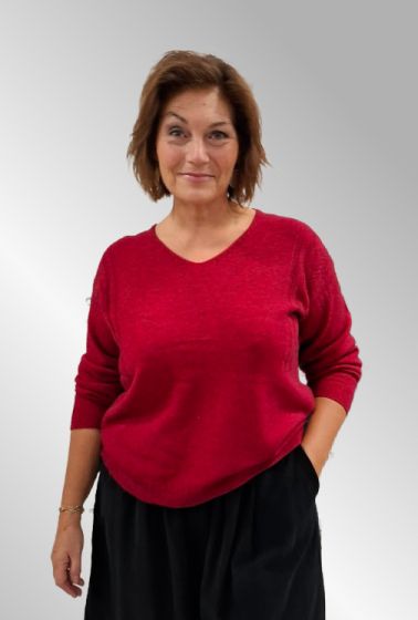 Rød meleret strik med relief ved ærmet, FM 109