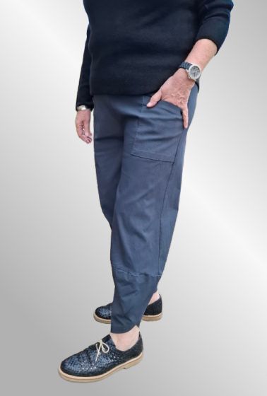 Grå viskose twill buks, 50327