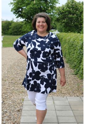 Hvid tunika med blå blomster, Bella Mario