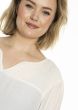 Hvid bluse med smock, G256035