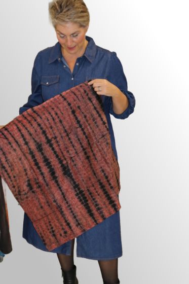 Unika Silketørklæde, firkantet, 15F