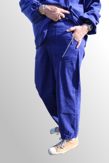 Lilla fløjlsbuks, Bala