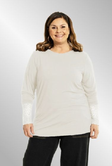 Hvid T-shirt med blonde ærme G236003