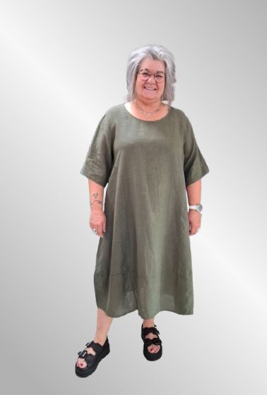 Khaki grøn hørkjole, Ea