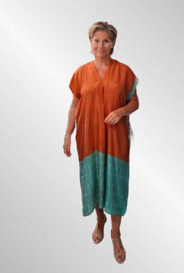 Brændt orange silke kaftan kjole, K1002