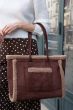 Brun shopper med teddy kant, A421