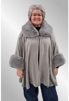 Grå Poncho jakke, fake fur, F40279